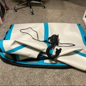 Air track ( inflatable gymnasts mat )